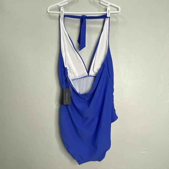 New Tommy Hilfiger Women's 16 Halter One Piece Padded Swimsuit 50+ UPF/SPF - Picture 5 of 10